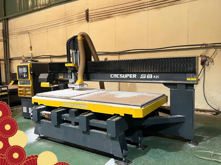 Máy CNC dùng trong sản xuất bảng hiệu