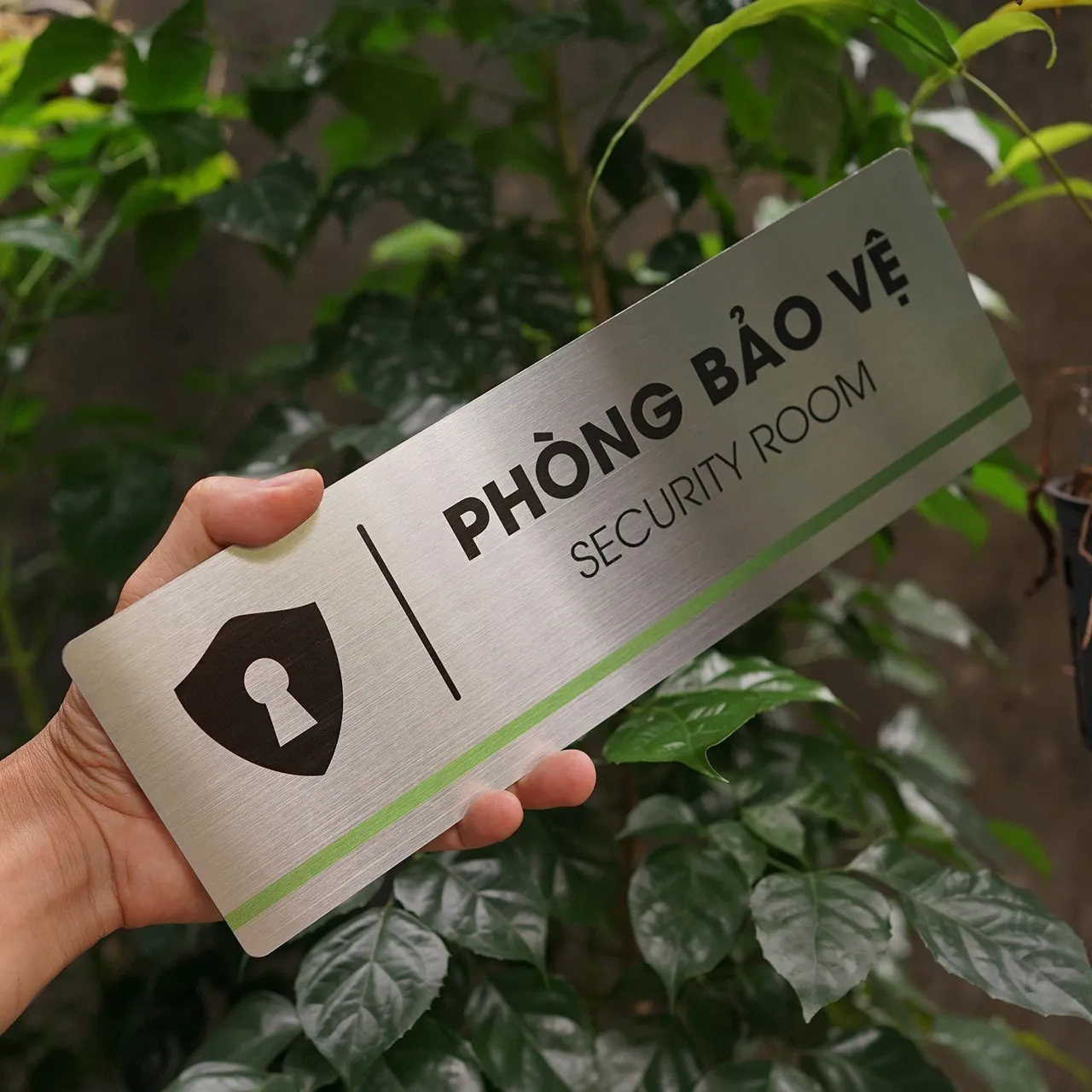 Bảng tên phòng bảo vệ inox 304 bố cục song ngữ PHÒNG BẢO VỆ – SECURITY ROOM