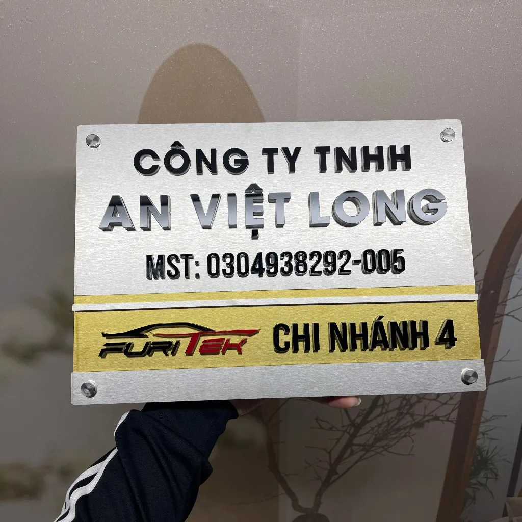 Bảng hiệu công ty inox chữ nổi đèn LED – hiệu ứng ban ngày bảng hiệu công ty inox chữ nổi đèn LED nhìn ban ngày ánh sáng tự nhiên